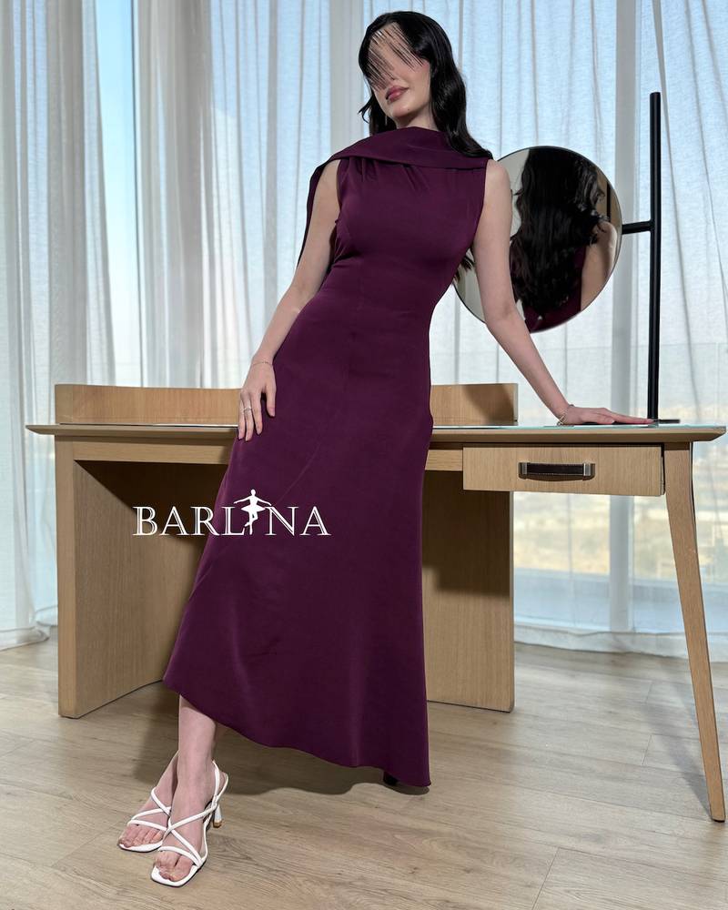 Purple dress with a slanted shoulder scarf