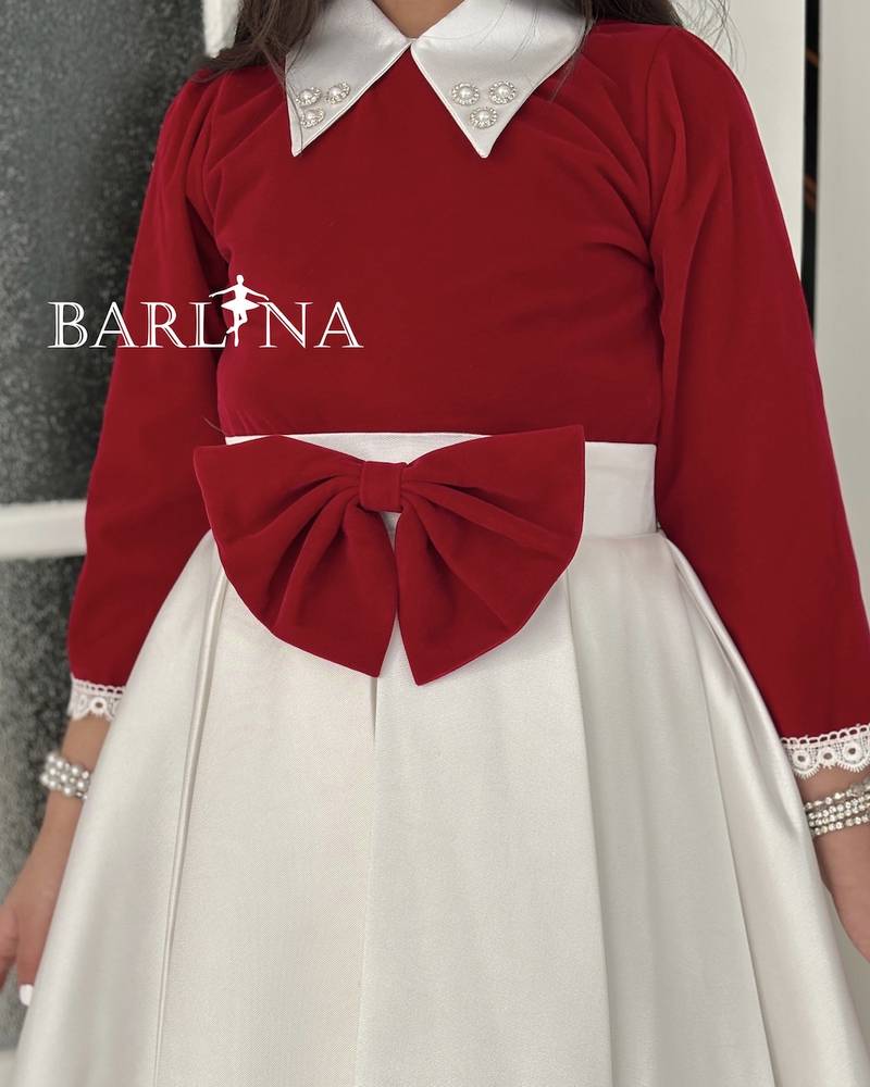 Short red dress for girls with a classic cut