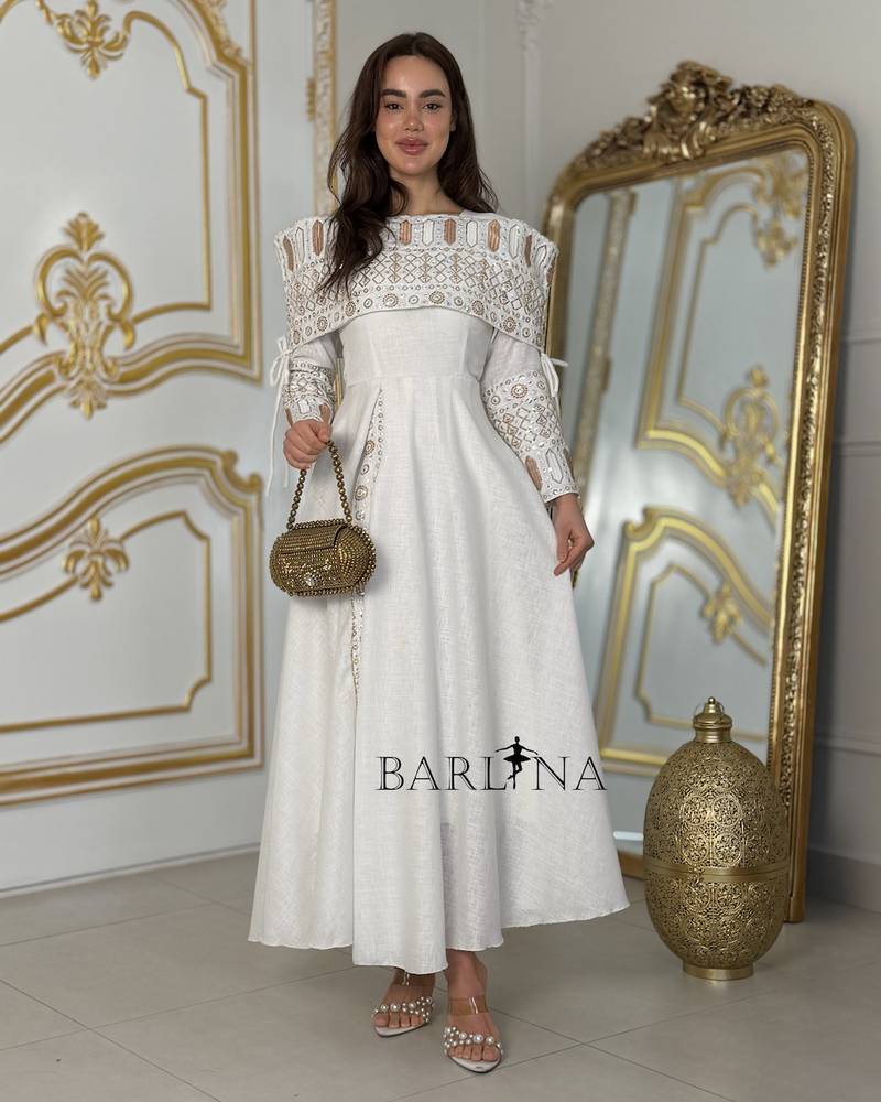 Elegantly designed jalabiya with traditional embroidery