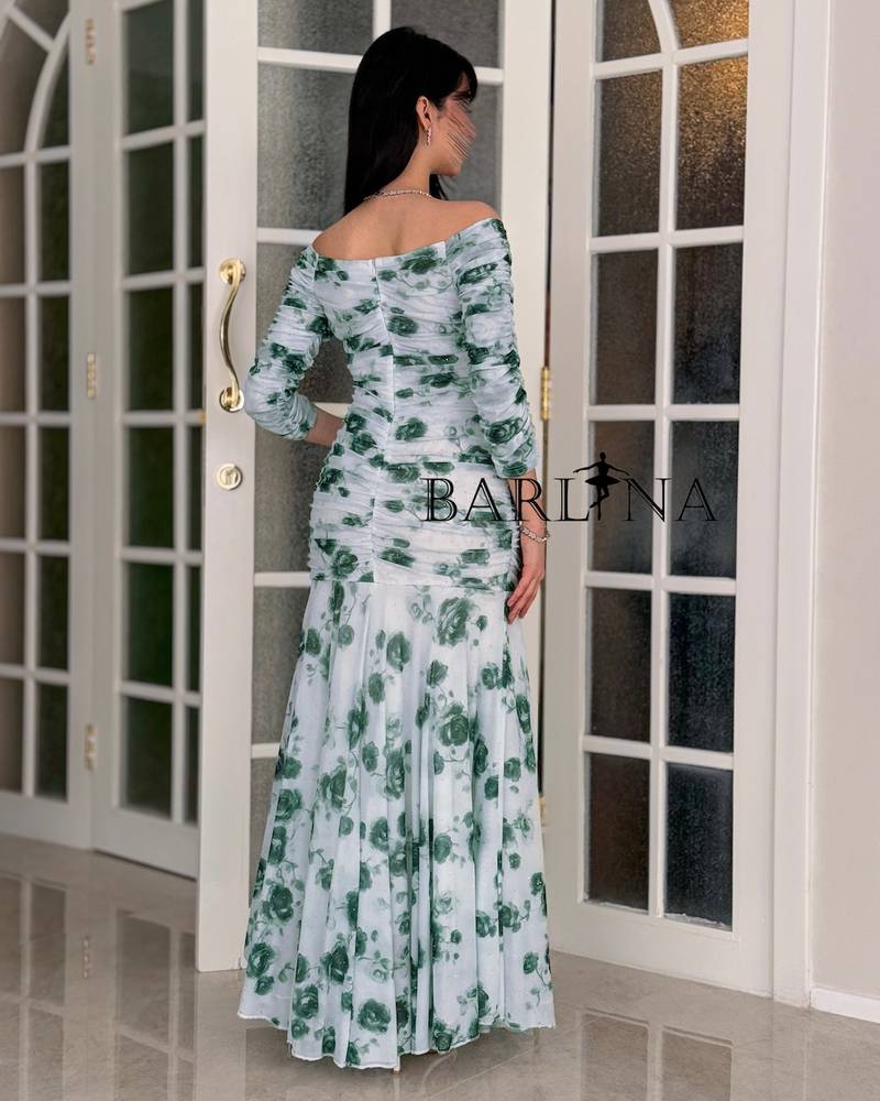 Off-shoulder mermaid dress with floral print