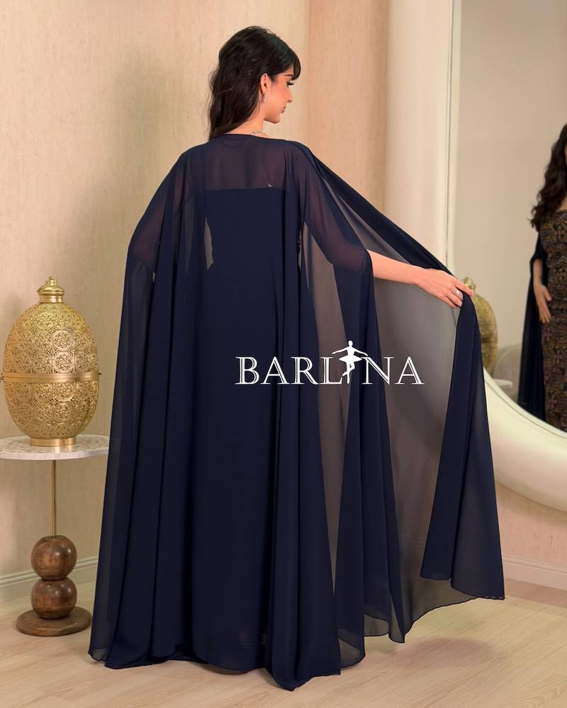 Elegant two-piece jalabiya with luxurious embroidery