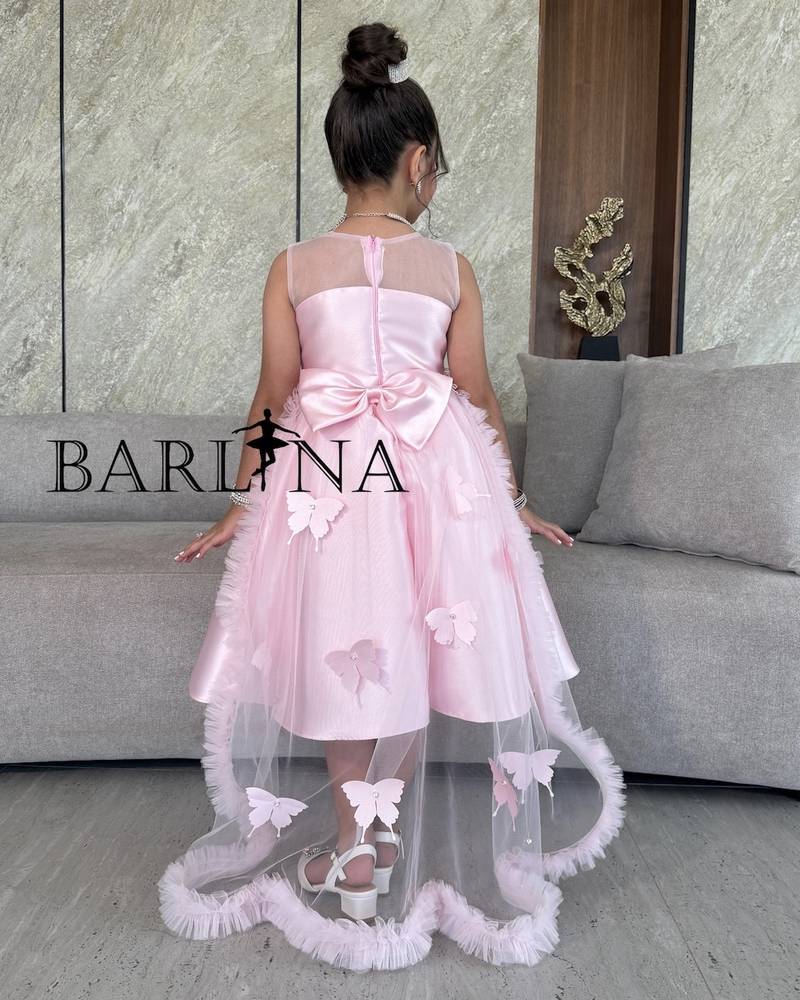 Girls' pink dress embroidered with shiny sequins