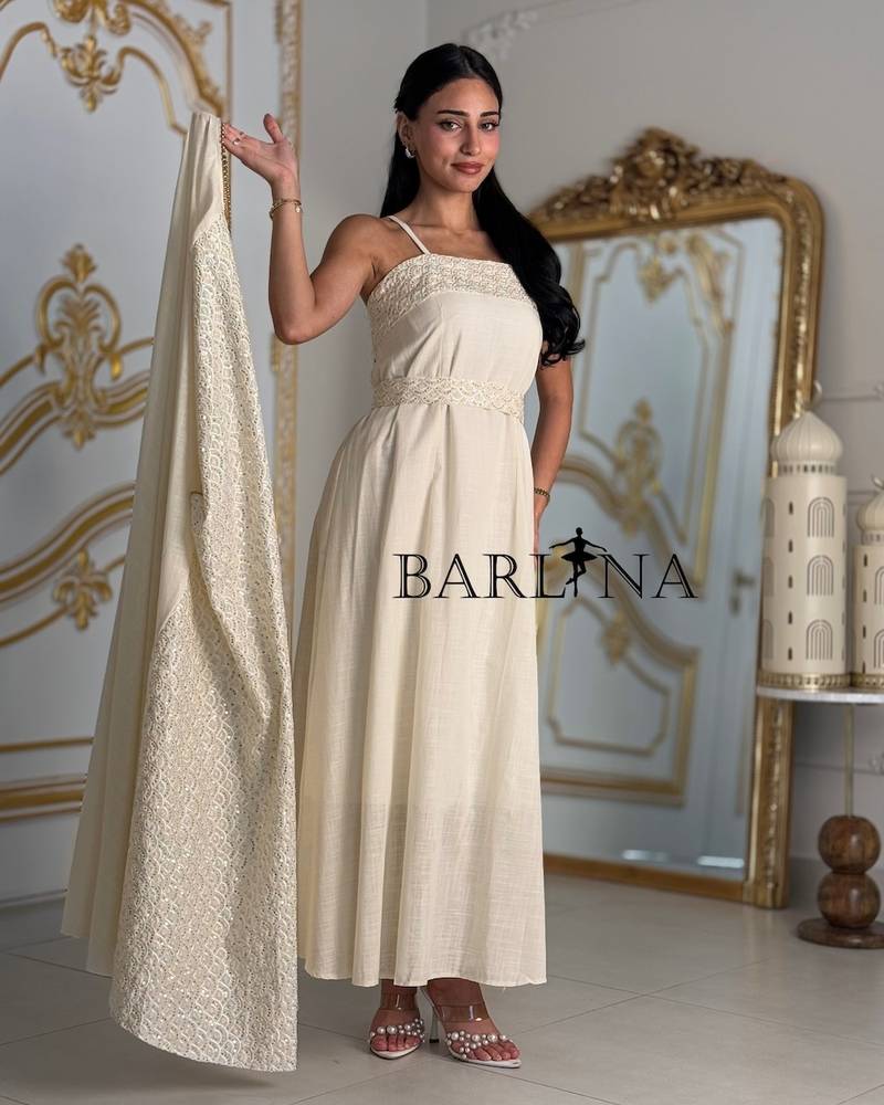 Off-white two-piece jalabiya embroidered with gold