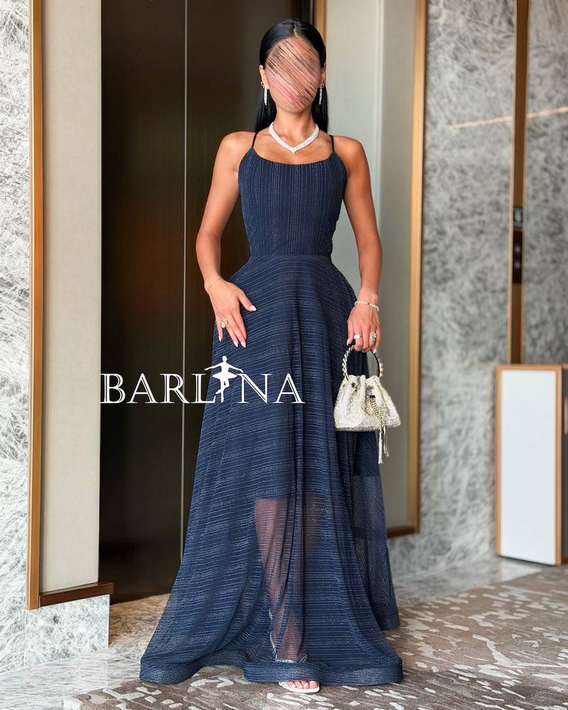 Elegant navy blue shimmer dress with a wide cut