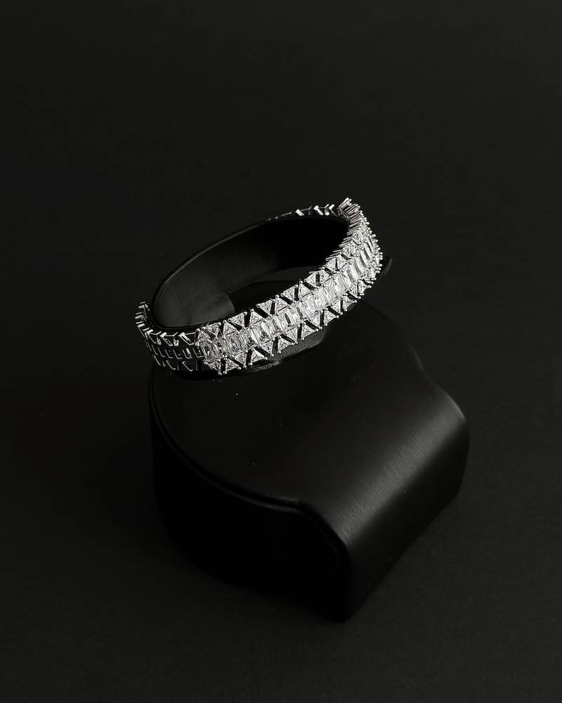 Elegant geometric design bracelet and ring set