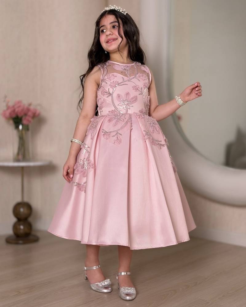 Pink girls' dress adorned with luxurious floral embroidery