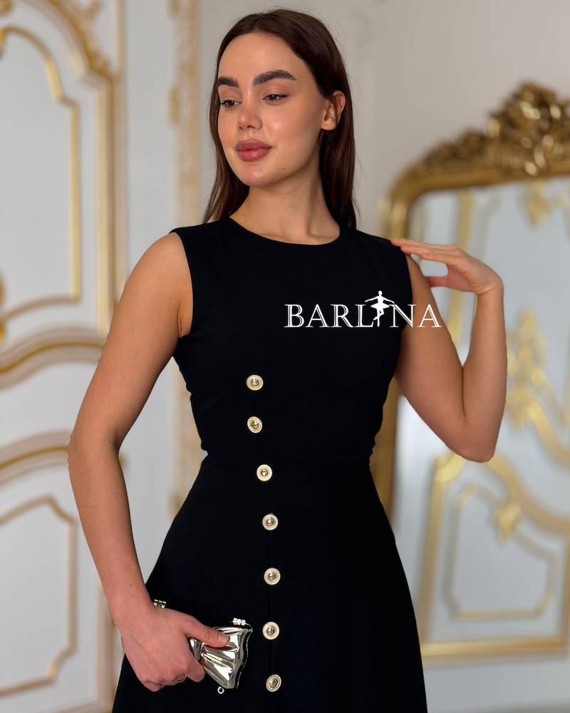 Elegant and modern black midi dress