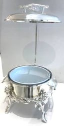 Medium Rounded Silver Chafing Dish with Roses Décor
