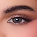 انستازيا - عدسات لاصقة يومية براونيش