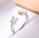 خاتم مويسانيت مفتوح حجرين Princess Cut | فضة 925 مطلية ذهب أبيض 18K | قابل للتعديل