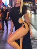 فستان بأكمام قصيرة طويل