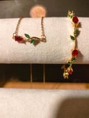 Tulip Bracelet and necklace ✨