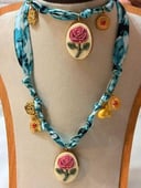 Flower y Necklace 🌷