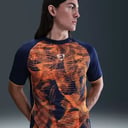 Nike Academy+Men's Dri-FIT Football Shirt