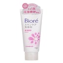 Facial Foam Scrub من Biore