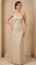 فستان سهرة طويل وأنيق (Maxi Dress)