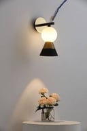 إنارة جدارية كروية – تصميم عصري