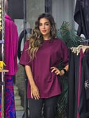 Burgundy basic tshirt with side slits 