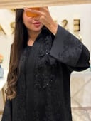 عباية مطرزة كريب مع تفته مورد