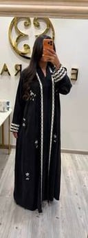 عباية حرير مغسول اسود مطرزة