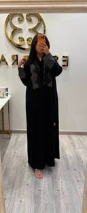 عباية كريب مطرزة
