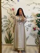 ثوب لُــنــا