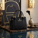 شنطة يد وسط أسود قماش ALG