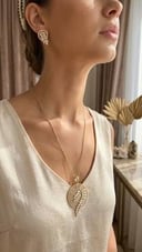 وشاح وحلق ذهبي WS008