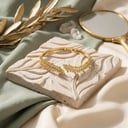 سوارة واقفه ذهبي S016