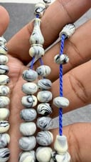 فاتوران نواعم شبية التشرنوبل ذروي