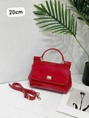 شنطة نسائية ماركة دولشي جابانا