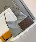 شنطة نسائية ماركة لويس فيتون 