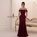 فستان سهرة عنابي بتصميم أوف شولدر مع هدب كريستالية