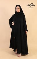 عباية كلوش باللون الأسود