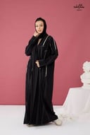 عباية لنن كسرات لف بلون أسود