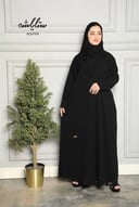 عباية كويتي بأزرار بلون أسود مخطط