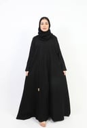 عباية كلاسيك مزينة بتطريز