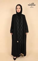 عباية لف باللون الأسود بتدخيلات من الأمام