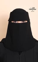 نقاب ستايلش ملكي قصير مغاط واحد بربطة ناعمه