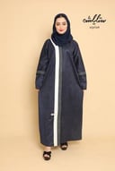 عباية شتوية باللون الكحلي