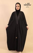 عباية بشت لف باللون الأسود مطرزة