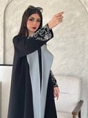 Abaya385