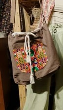 Brown sinawy bag
