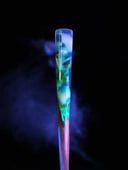 Seastra Hair Stick + Led Box