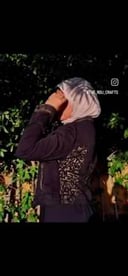 جاكيت جولد كاليجرافي (معاد تدويره )