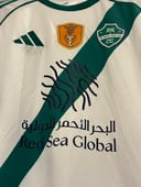 تيشيرت الاهلي الابيض بشعار النخبة الذهبي