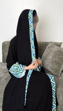 عباية نسائية مشجرة من الاكمام 