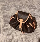 حقيبه من LV