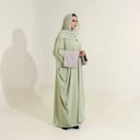 كريب تفاحي مع أكمام مطرزه