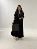 مخمل اسود مع جاكار